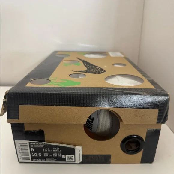 Off-White x Nike Dunk Low “Lot 06/50” – Size 9M –OG Box display picture 3